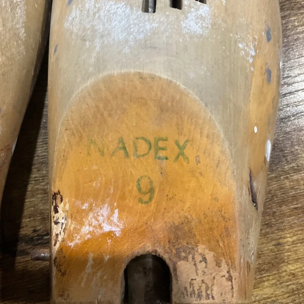 Vintage Nadex Wood Shoe‎ Trees Size 9 Adjustable Split Toe Shoe Shapers Vented